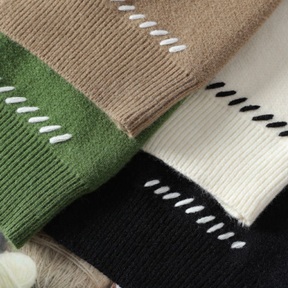 VogeLuxe | Cardigan minimaliste à col en V pour homme 5
