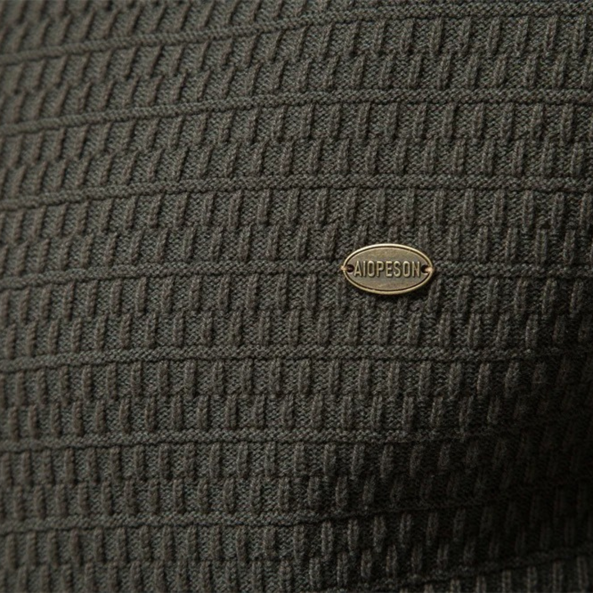 VogeLuxe | Cardigan texturé à col montant pour homme 7
