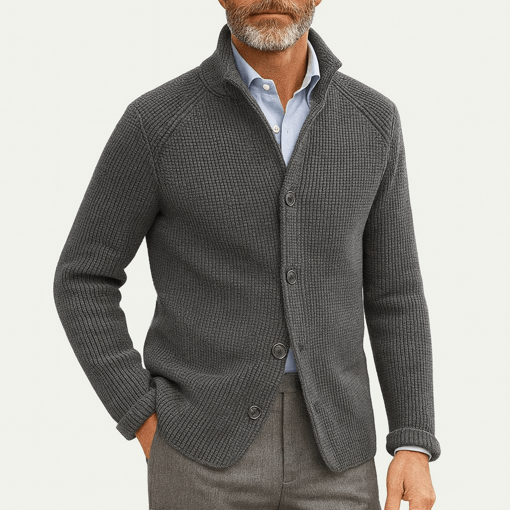 VogeLuxe | Gilet boutonné en maille épaisse pour homme 2
