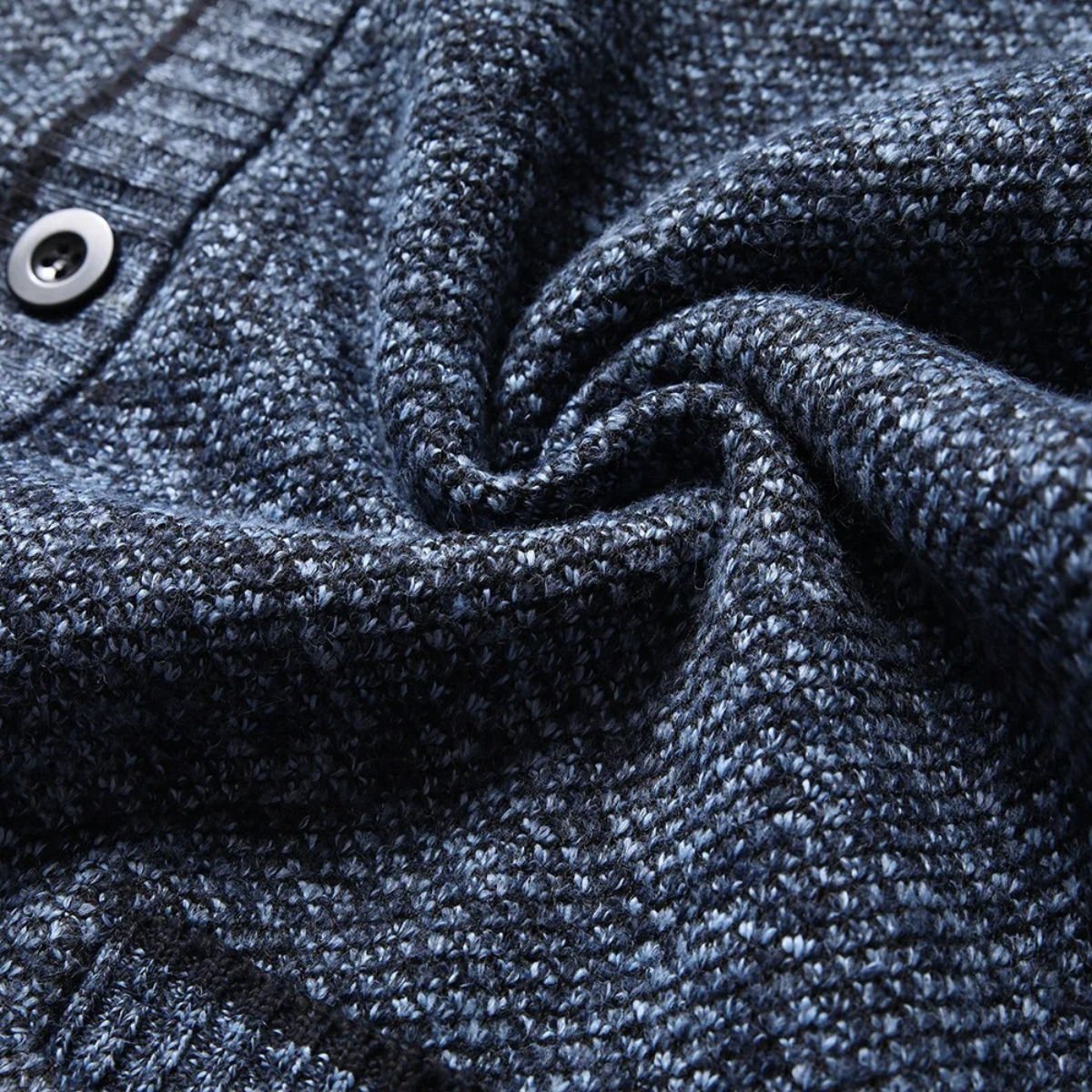 VogeLuxe | Gilet boutonné en maille raffinée pour homme 3