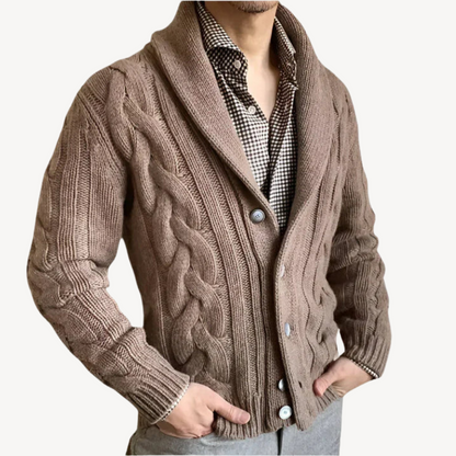 VogeLuxe | Gilet châle en maille torsadée pour homme 1