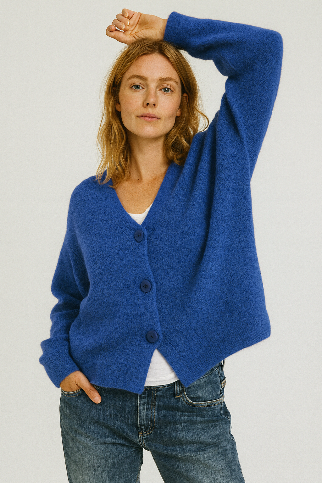 VogeLuxe | Gilet court classique pour femme 1