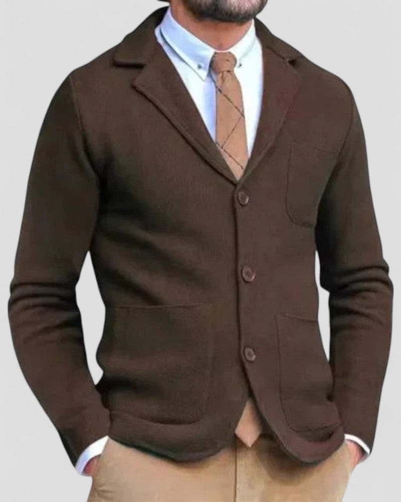 VogeLuxe | Gilet en maille à revers ajusté pour homme 5