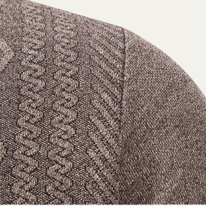 VogeLuxe | Gilet en maille texturée à col en V pour homme 4