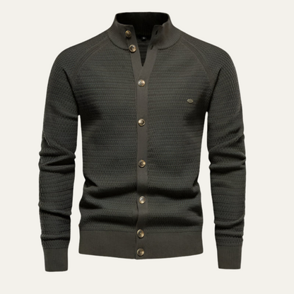 VogeLuxe | Gilet en maille texturée élégant pour homme 7