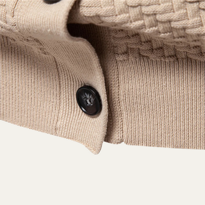 VogeLuxe | Gilet homme col V à boutons 4