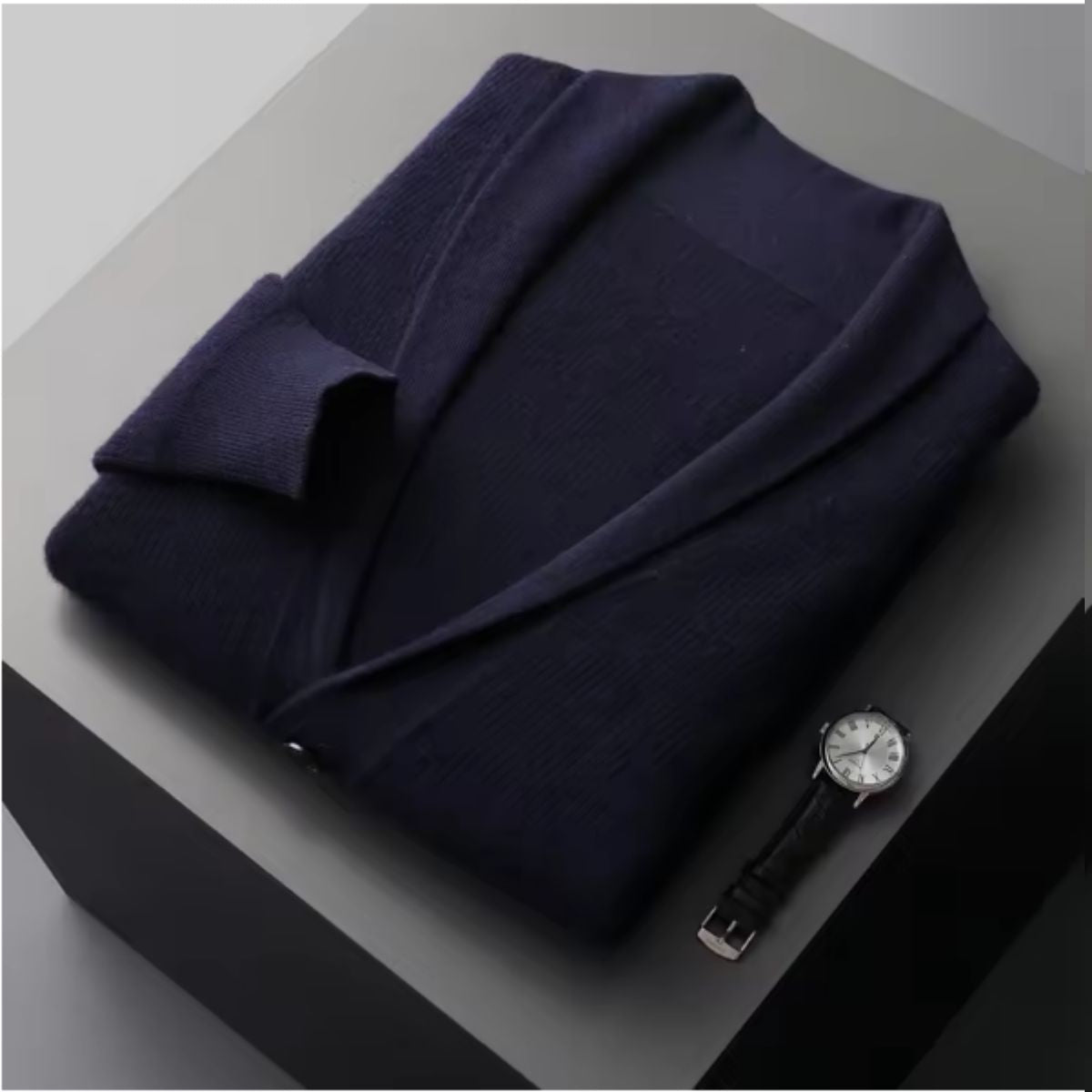 VogeLuxe | Gilet tricoté à col châle pour homme 6