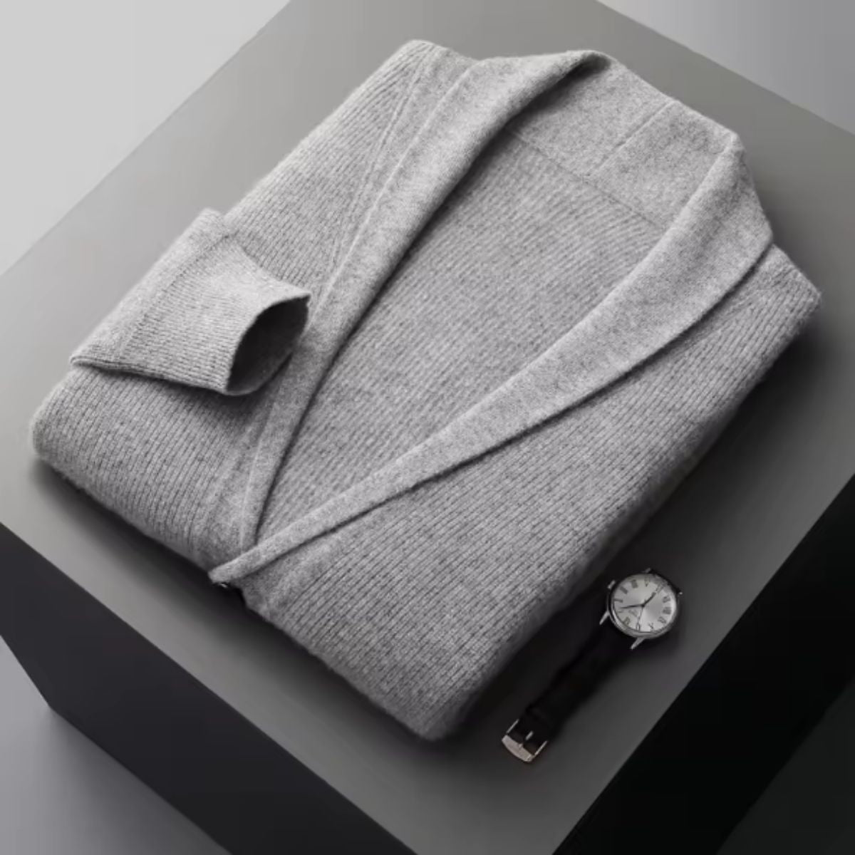 VogeLuxe | Gilet tricoté à col châle pour homme 7
