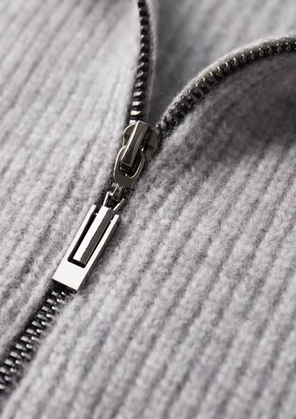 VogeLuxe | Gilet zippé côtelé pour homme 8