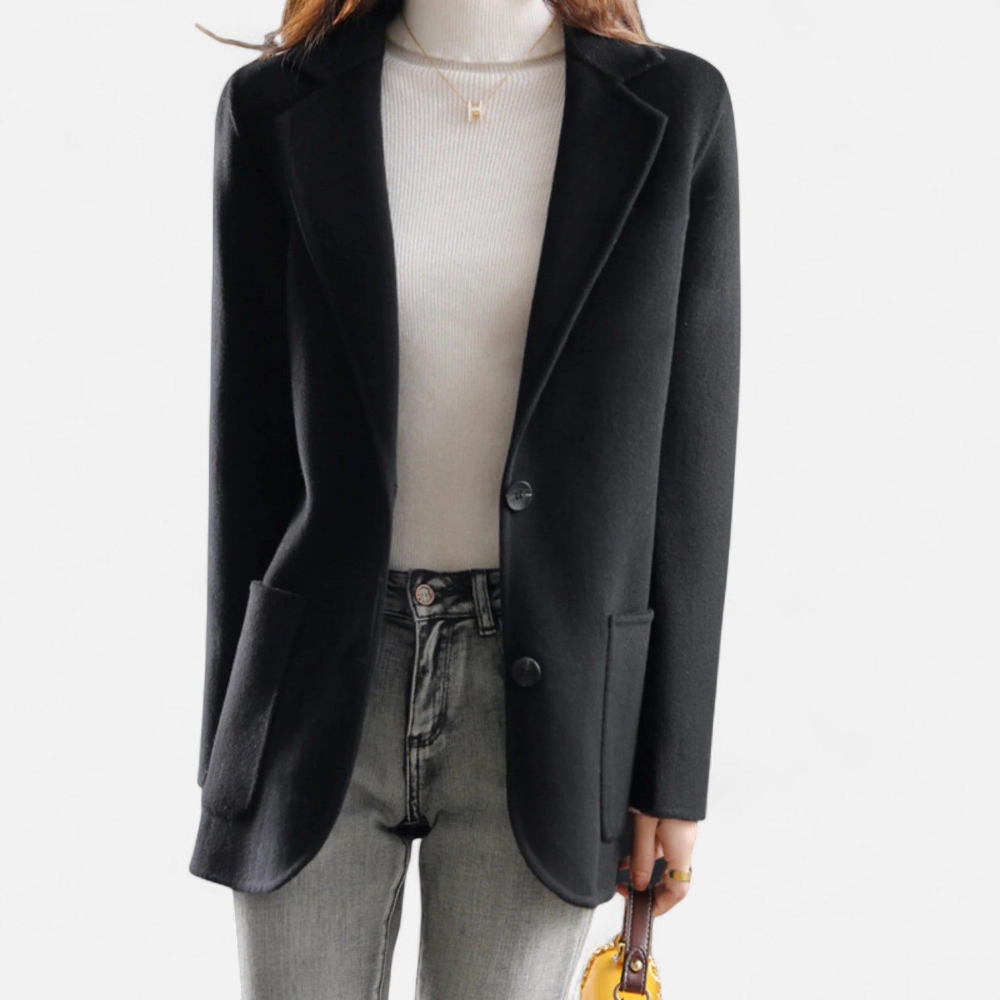 VogeLuxe | Manteau court en laine style blazer pour femme 1