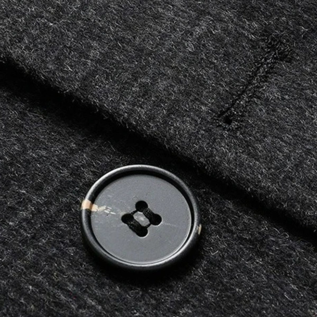 VogeLuxe | Manteau d'hiver en laine à carreaux pour homme 4
