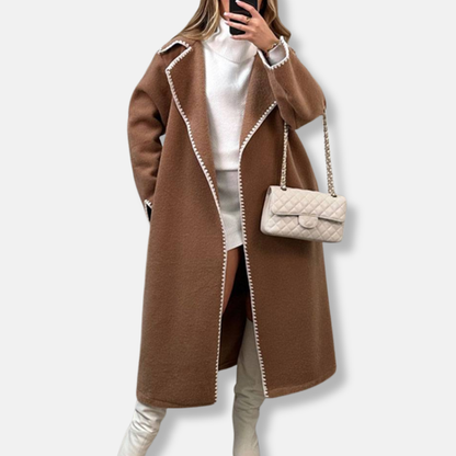 Manteau femme classique à boutons devant