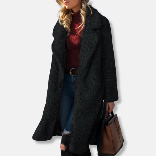 VogeLuxe | Manteau long douillet en peluche pour femme 0