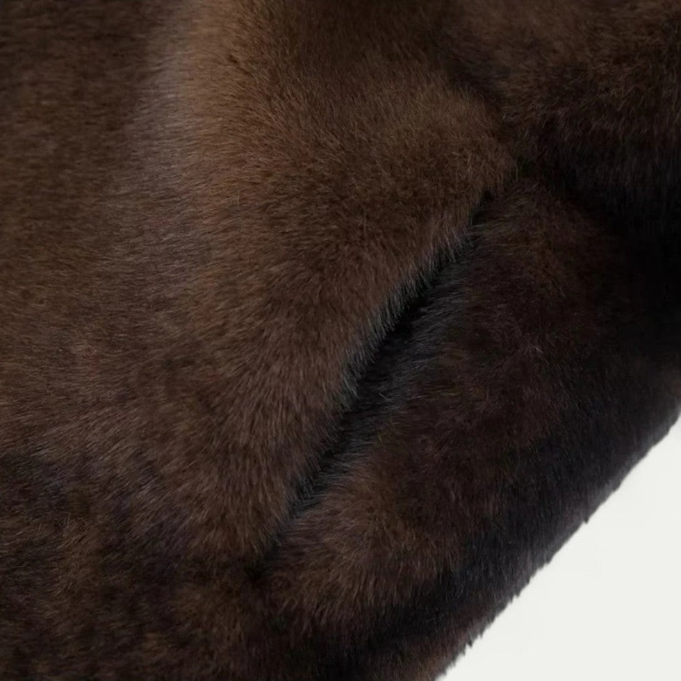 VogeLuxe | Manteau long en fausse fourrure peluche pour femme 1