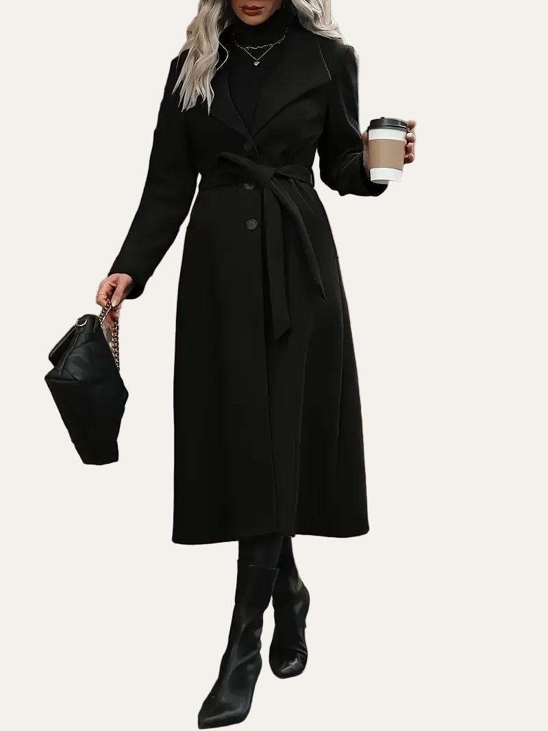 VogeLuxe | Manteau long évasé élégant pour femme 2