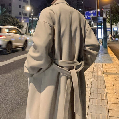 VogeLuxe | Manteau long trench pour homme 3