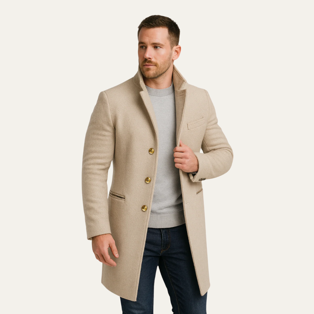 VogeLuxe | Manteau mi-long à boutons dorés pour homme 1