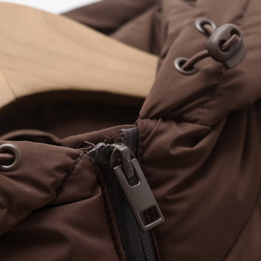 VogeLuxe | Parka d'hiver à capuche slim pour femme 7