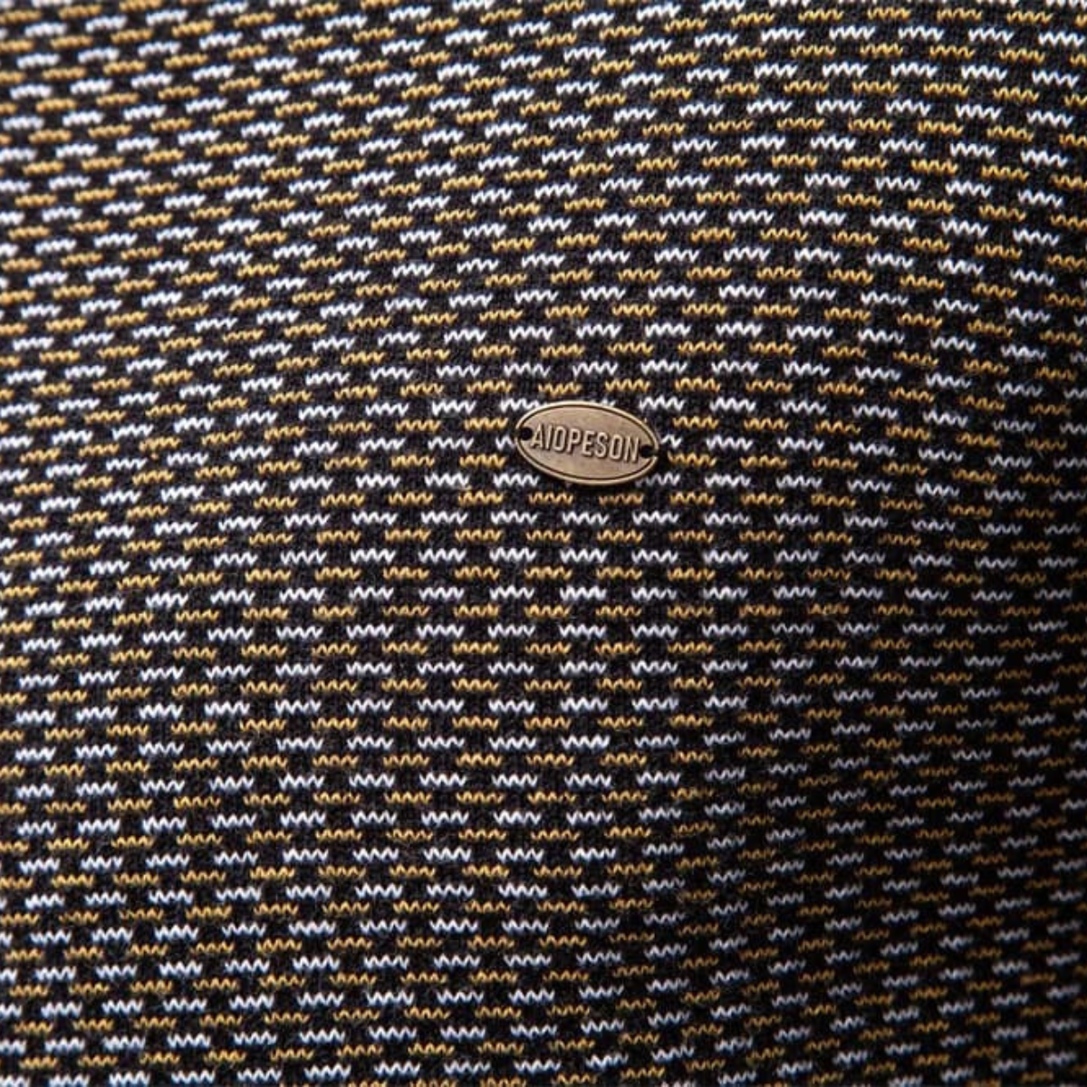 VogeLuxe | Pull à col montant zippé pour homme 2