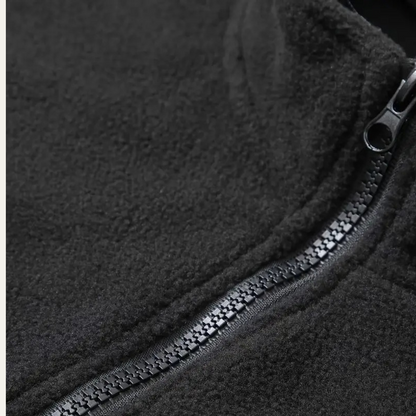 VogeLuxe | Pull à col montant zippé pour homme 3