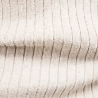 VogeLuxe | Pull à col roulé côtelé doux et élastique pour homme 3