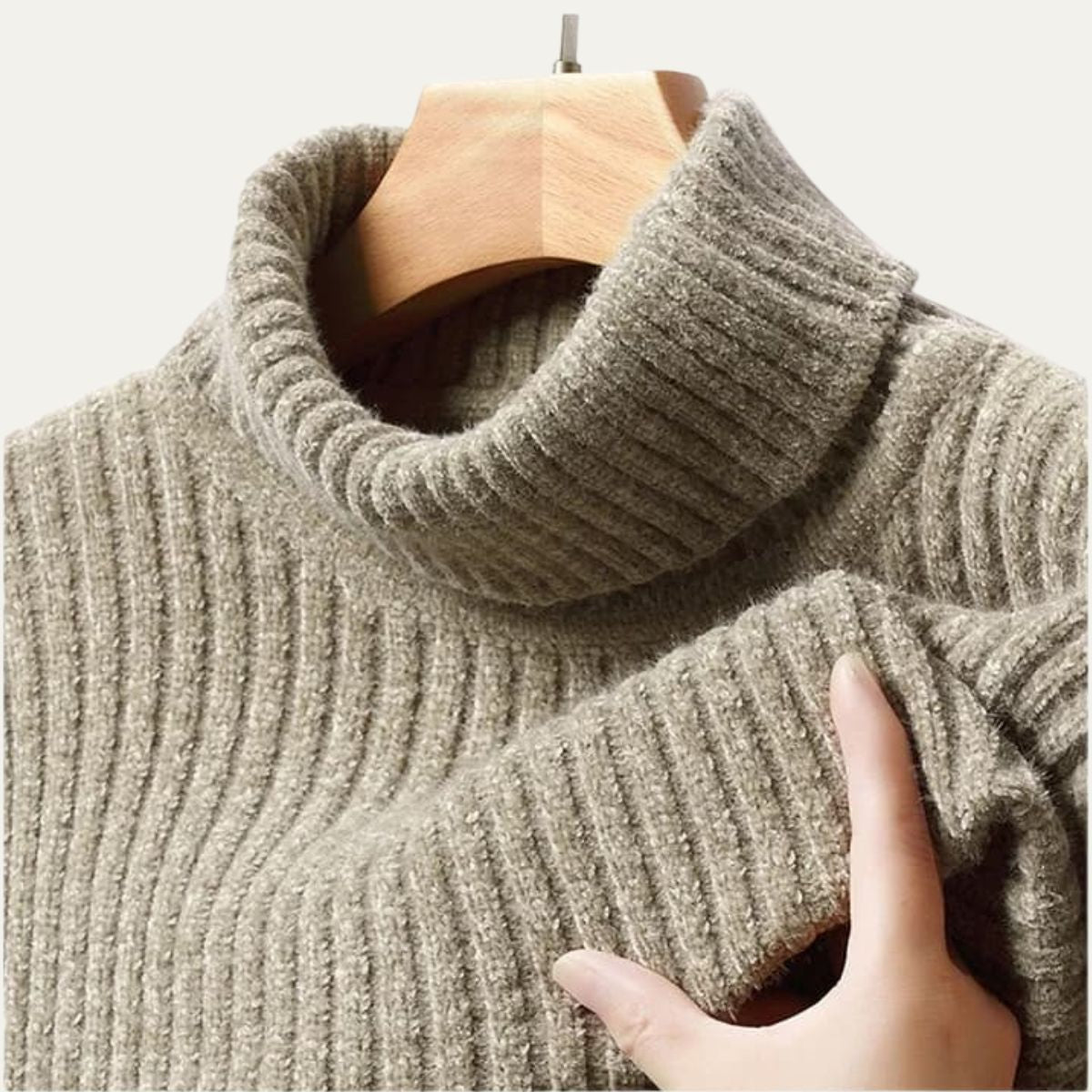 VogeLuxe | Pull à col roulé côtelé pour homme 1