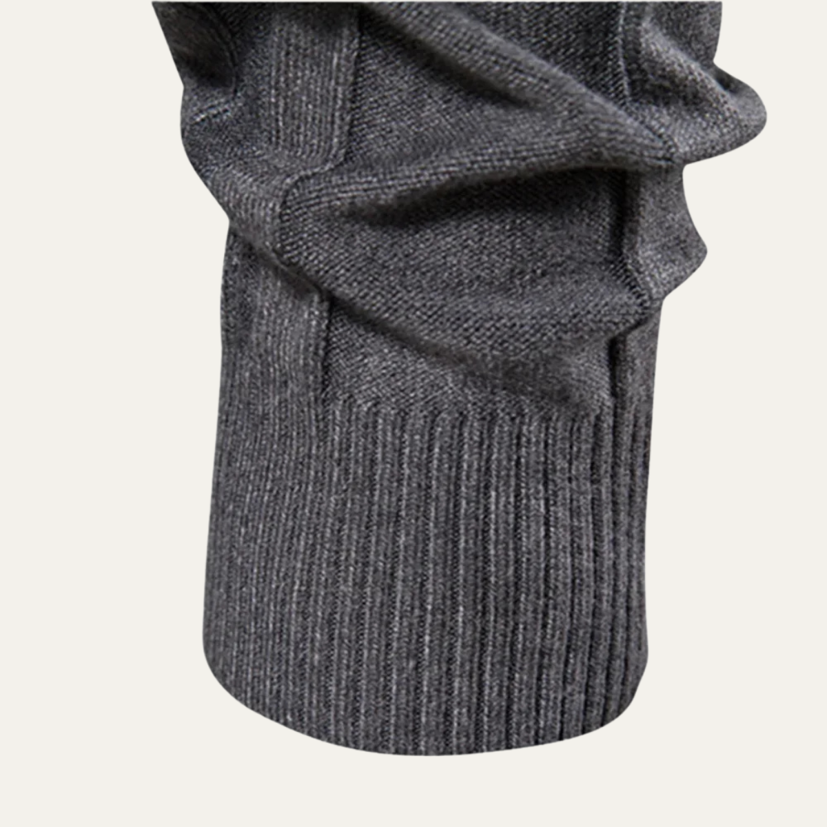 VogeLuxe | Pull à col roulé côtelé vertical pour homme 2
