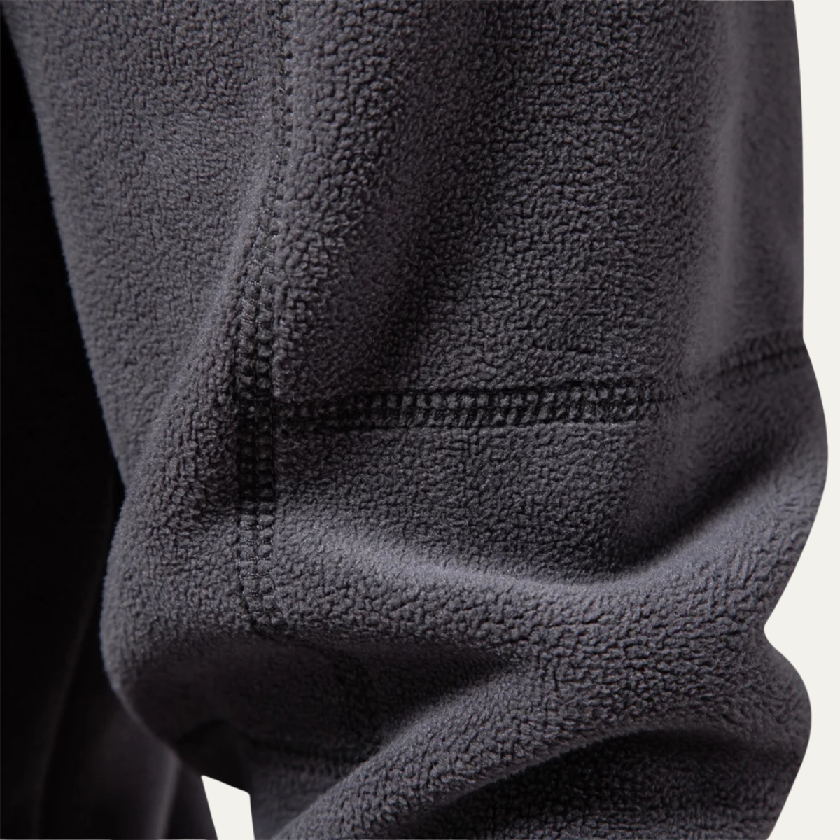 VogeLuxe | Pull à col zippé pour homme 4