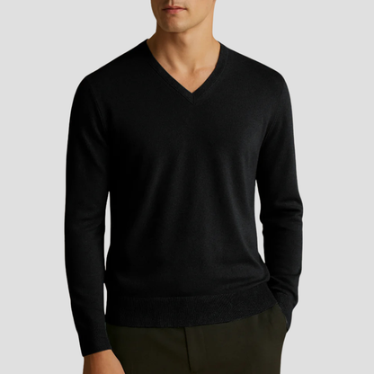 VogeLuxe | Pull col V en maille fine pour homme 8