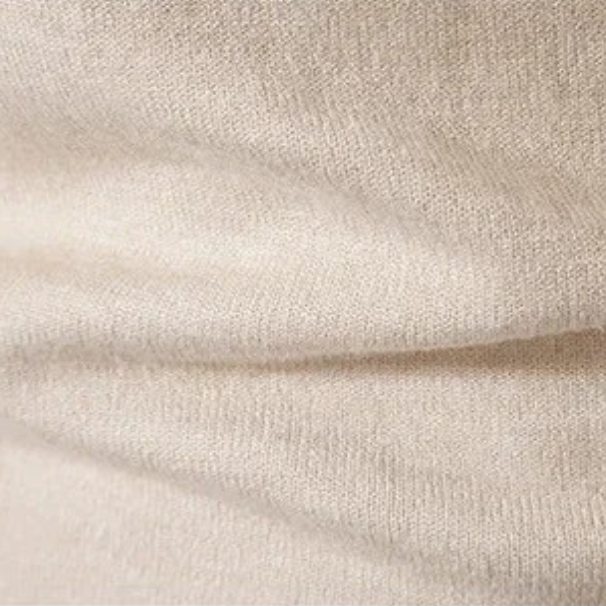VogeLuxe | Pull col rond en maille texturée coupe ajustée pour homme 5