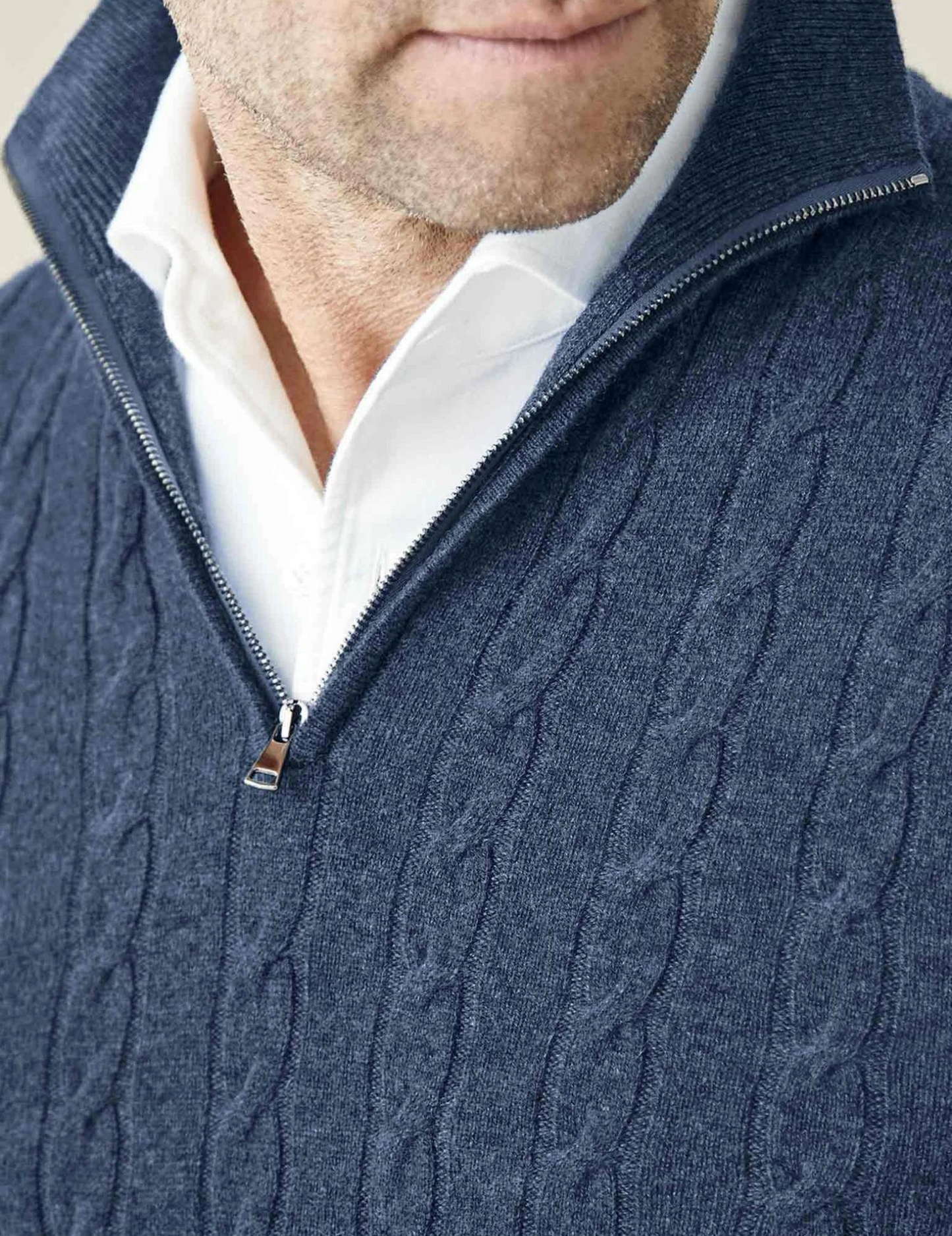 VogeLuxe | Pull en maille à col montant pour homme 1