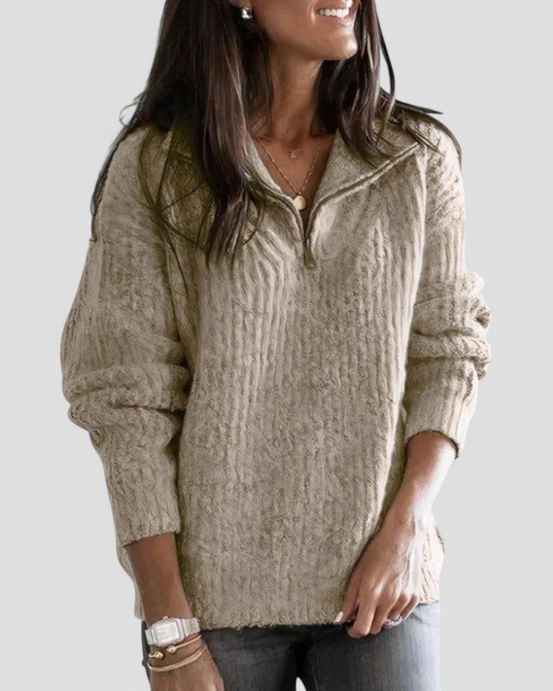 VogeLuxe | Pull en maille confortable à col zippé pour femme 1