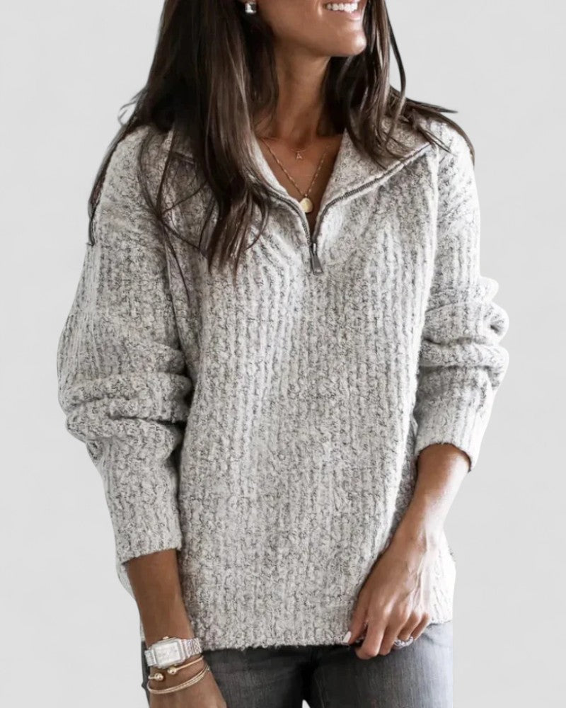 VogeLuxe | Pull en maille confortable à col zippé pour femme 2