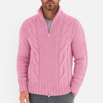 VogeLuxe | Pull en maille torsadée à col montant pour homme 3