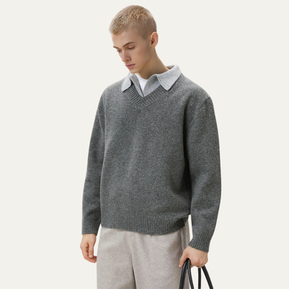 VogeLuxe | Pull homme à col en V et col superposé 2