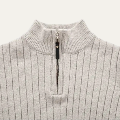 VogeLuxe | Pull homme à col montant zippé et coupe ajustée 5