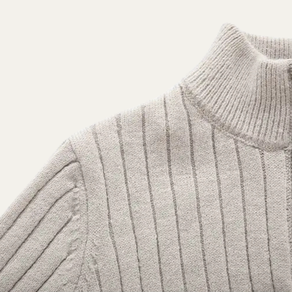 VogeLuxe | Pull homme à col montant zippé et coupe ajustée 6
