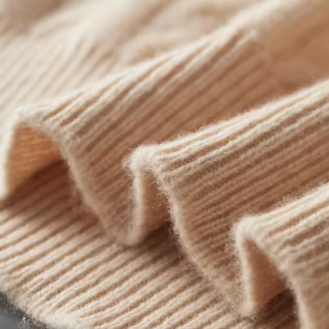 VogeLuxe | Pull homme texturé à col rond et boutons 7