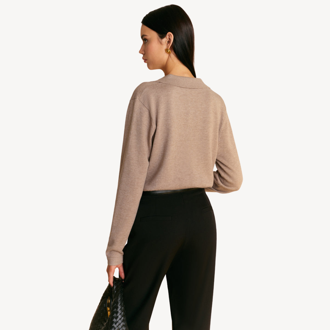 VogeLuxe | Pull polo en maille à col V pour femme 2