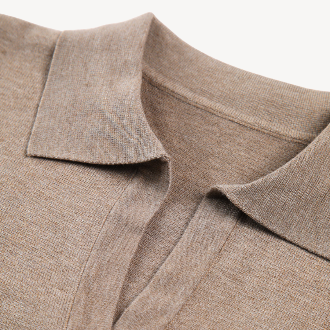 VogeLuxe | Pull polo en maille à col V pour femme 5