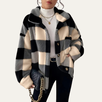 VogeLuxe | Surchemise à carreaux oversize pour femme 9