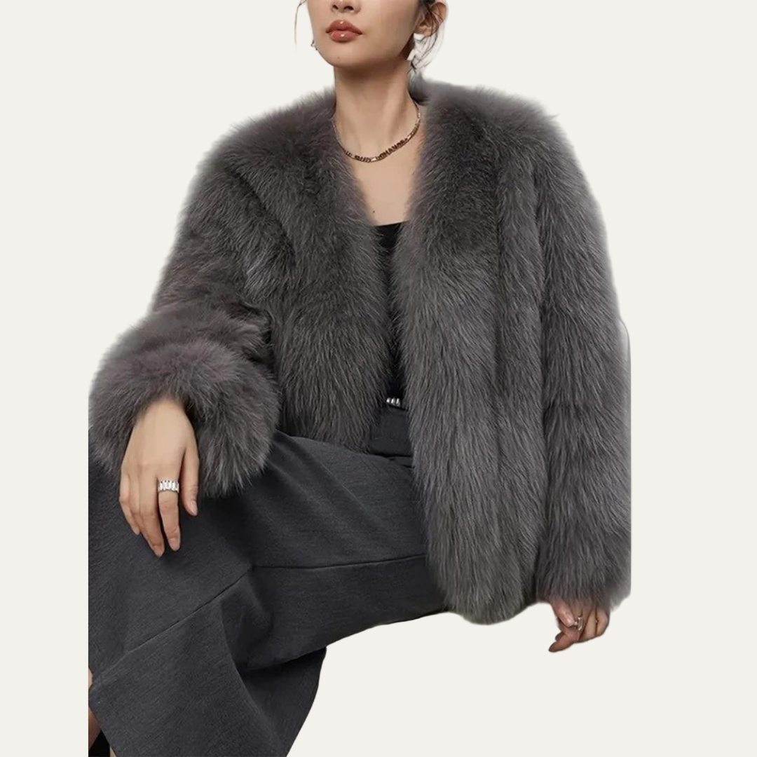 VogeLuxe | Veste courte en fourrure pour femme 8