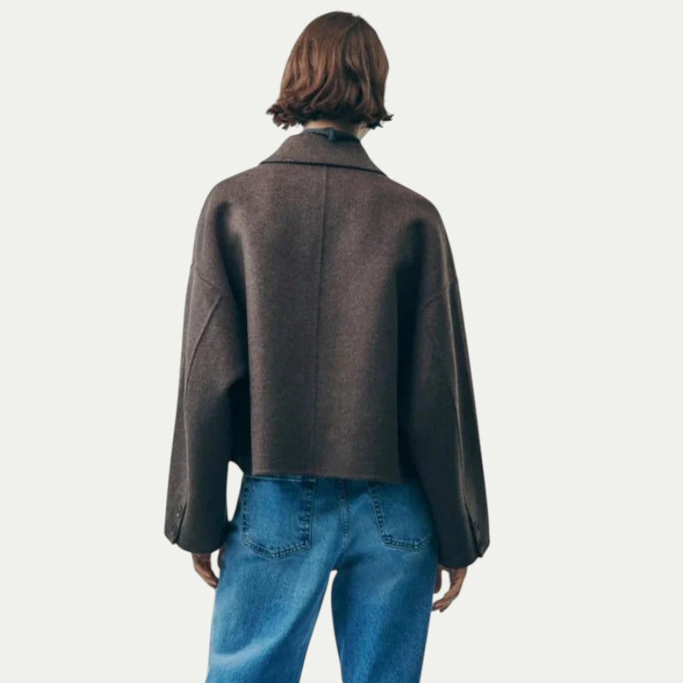 VogeLuxe | Veste courte moderne en laine mélangée pour femme 1