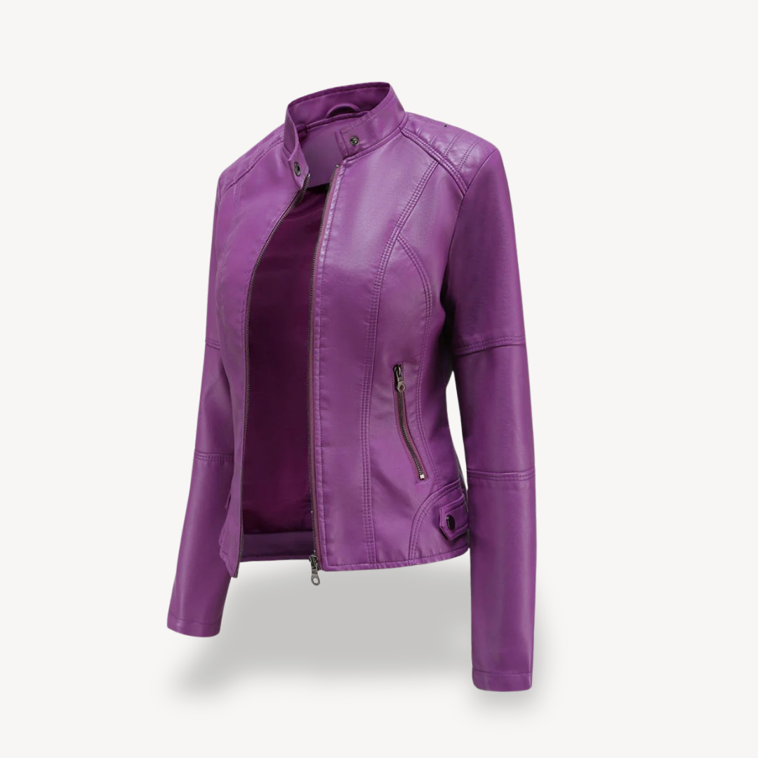 VogeLuxe | Veste de motard classique en cuir pour femme 2