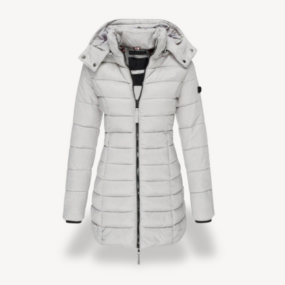 VogeLuxe | Veste matelassée à capuche slim pour femme 6