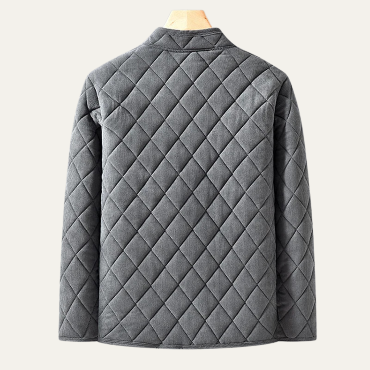 VogeLuxe | Veste matelassée sans col et à boutons pour homme 3