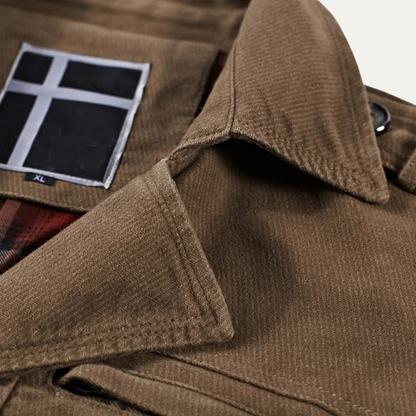 VogeLuxe | Veste utilitaire croisée en velours côtelé pour homme 3
