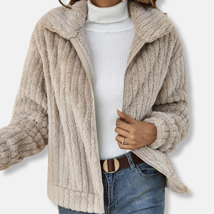 VogeLuxe | Veste zippée en sherpa confortable pour femme 0