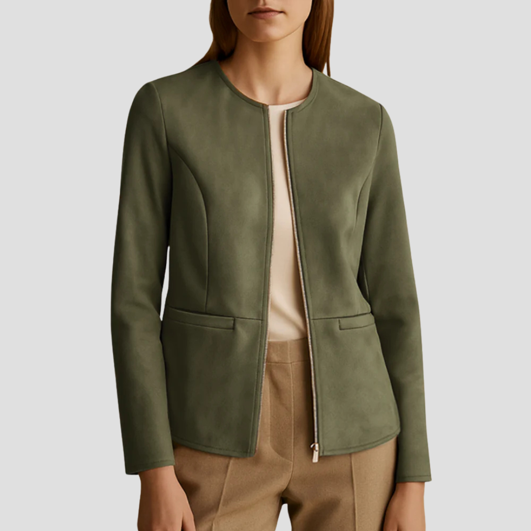 VogeLuxe | Veste zippée minimaliste en daim pour femme 9