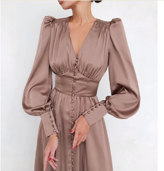 Robe Femme Longue Élégante en Soie Satinée - PanierRoyale